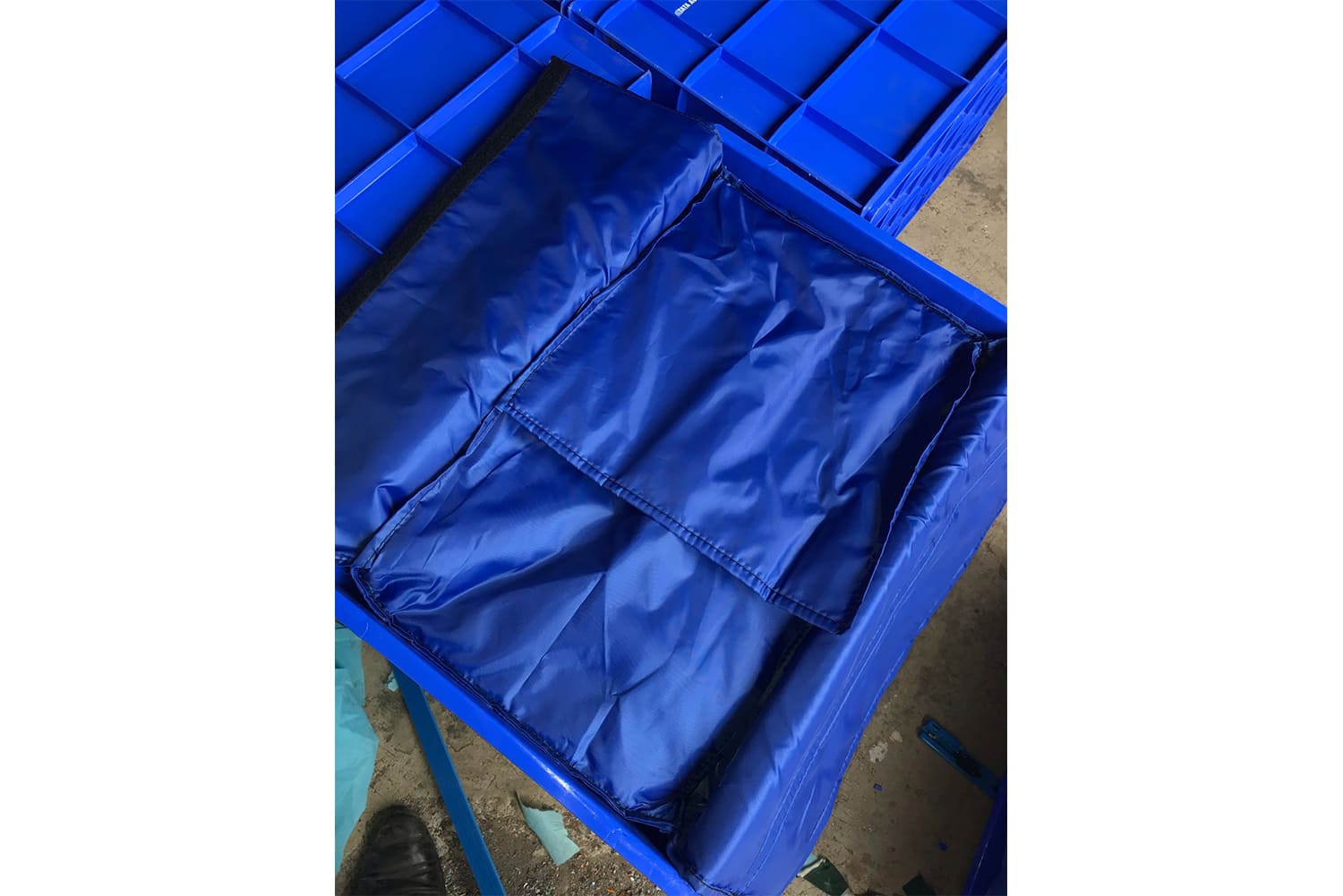 Plastic Crates With Cloth/Dunage Partition | Om Enterprises